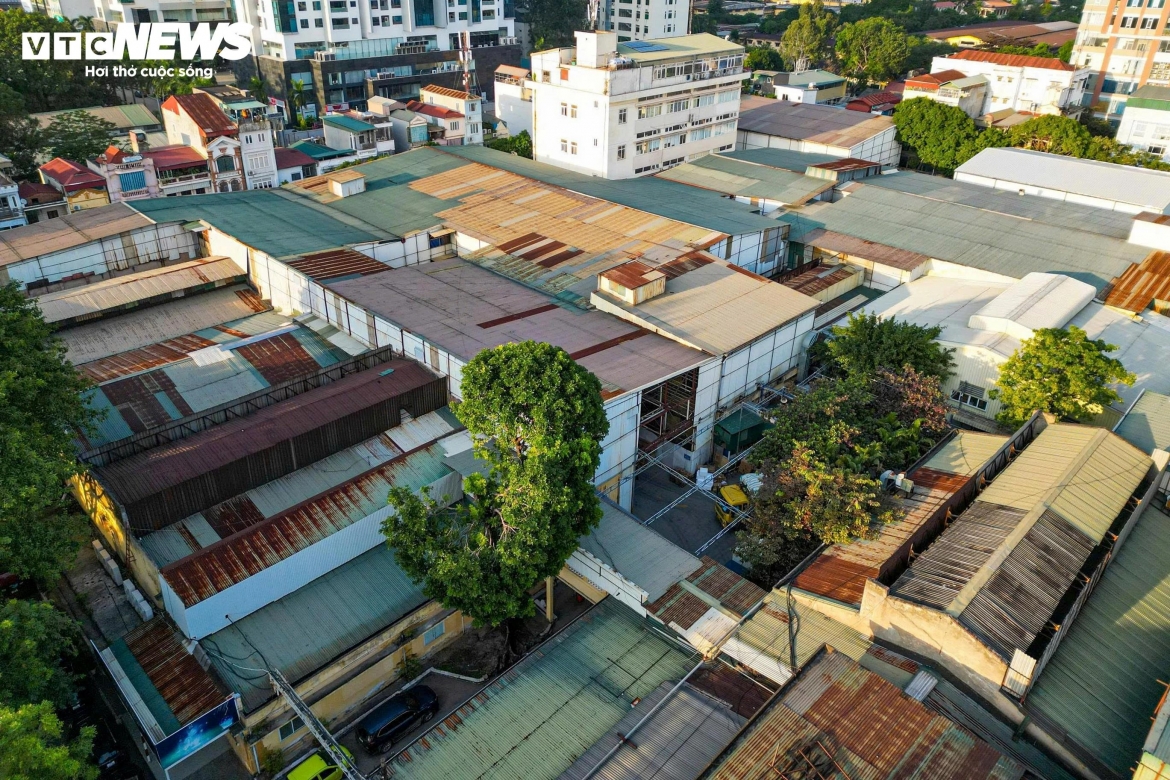 can canh loat tru so sap di doi khoi noi thanh ha noi hinh anh 7