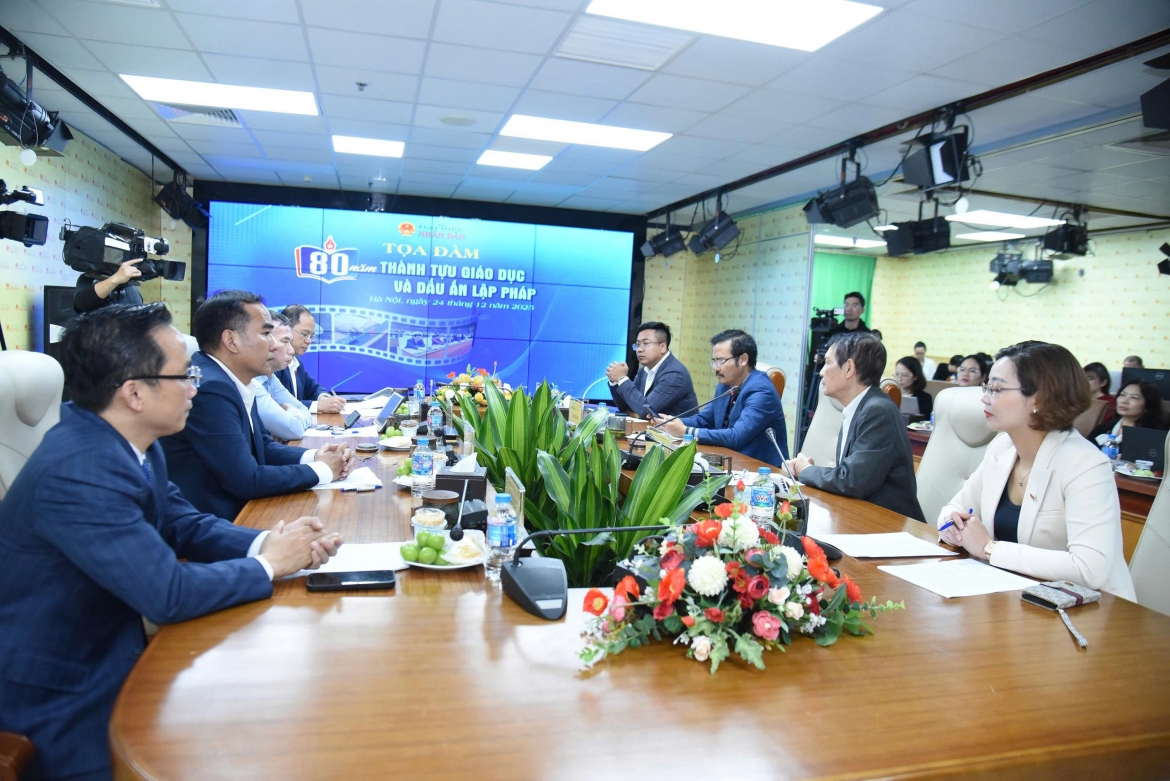 nhan dien co hoi tu cac quyet sach moi danh cho giao duc hinh anh 1