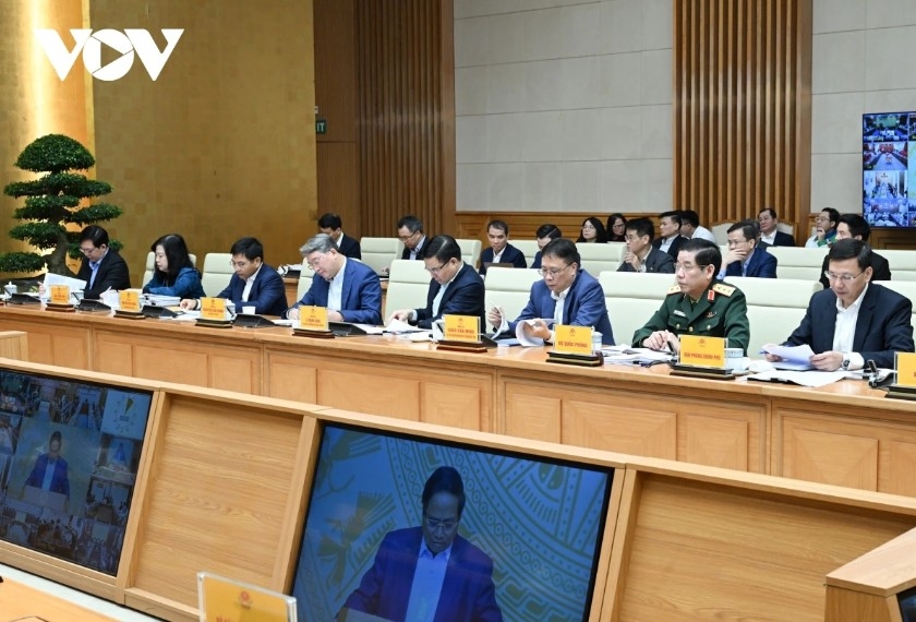 pm chinh calls for priority investment in disadvantaged and ethnic minority areas picture 3