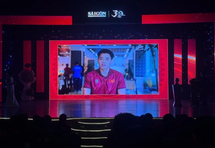 hoang duc wins third vietnam golden ball as dinh bac claims silver ball picture 2