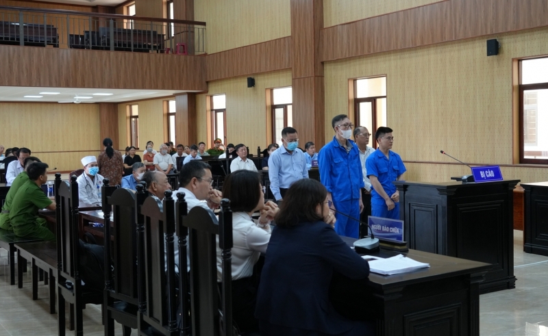 Cựu Giám đốc Sở Y tế Bà Rịa - Vũng Tàu Phạm Minh An cùng 5 bị cáo lãnh án