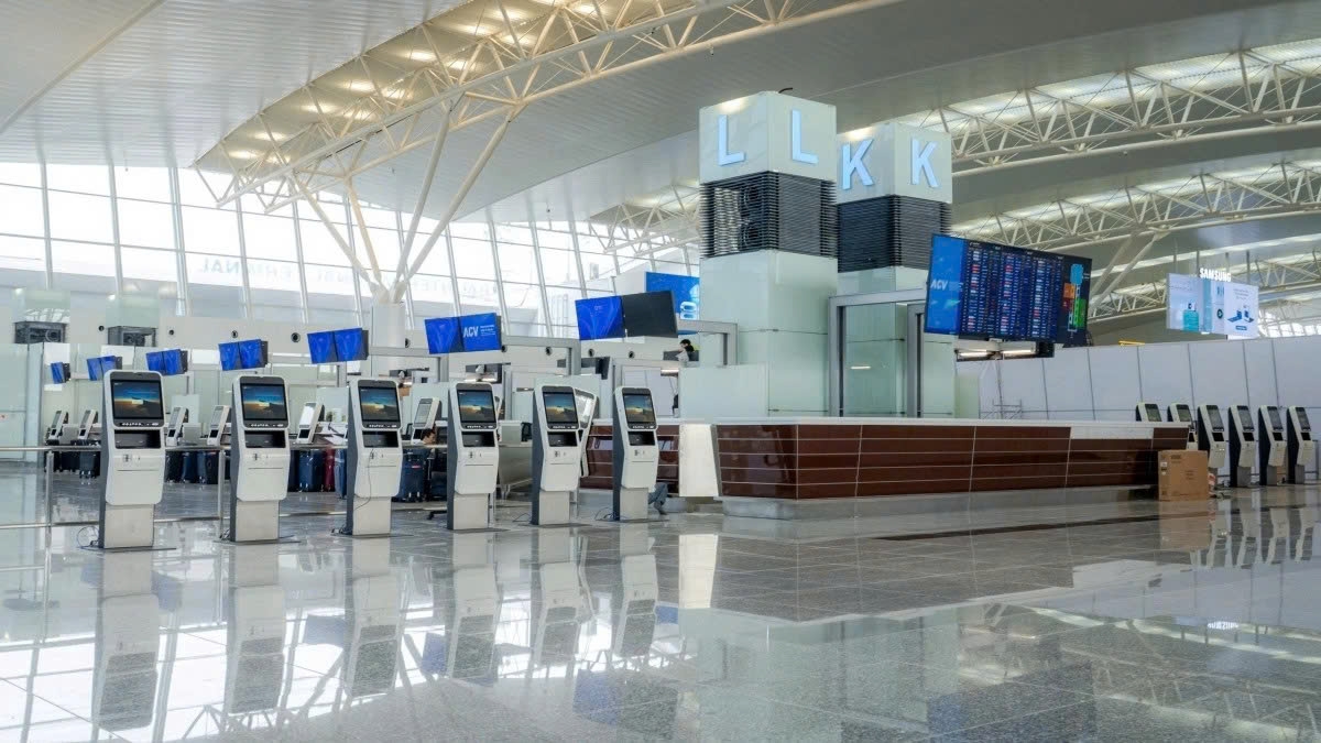 green, smart design of noi bai airport s expanded terminal t2 picture 5