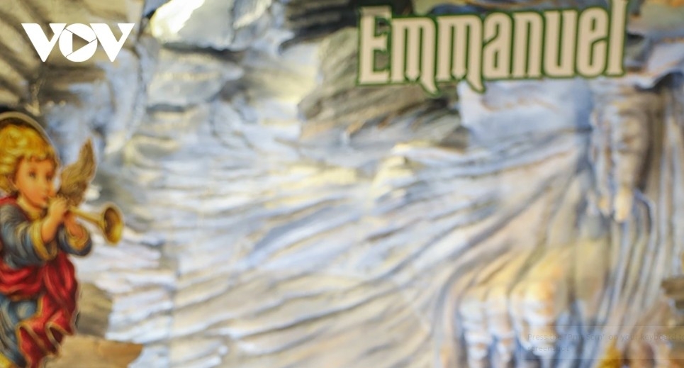 festive christmas atmosphere fills dak lak in vietnam s central highlands picture 5