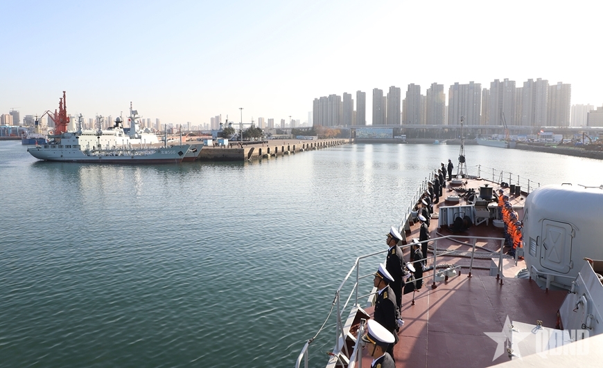 frigate 015-tran hung dao embarks on goodwill visit to china picture 1