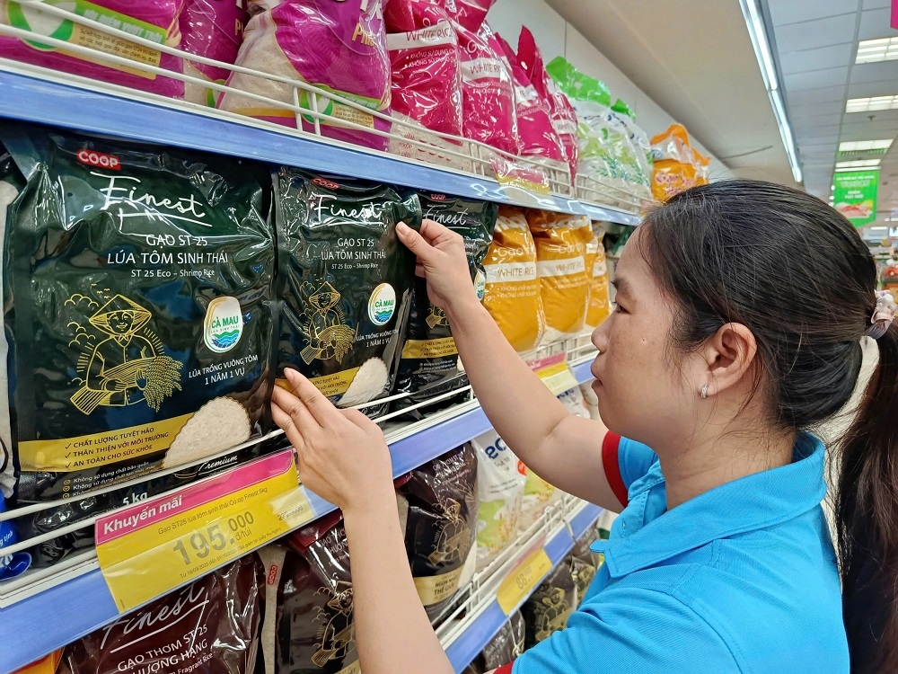 Saigon Co.op's own products are Vietnamese products most loved by consumers. Image 4