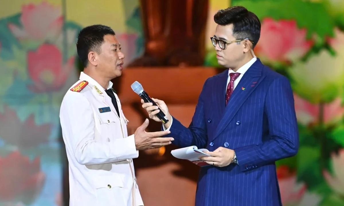 Trưởng công an xã ở Khánh Hòa kể đêm cứu 80 người dân khỏi lũ dữ