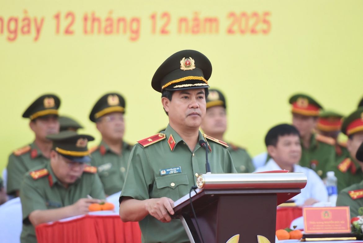 Công an TP.HCM, Đồng Nai ra quân trấn áp tội phạm dịp Tết Bính Ngọ