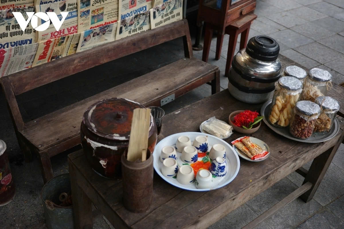 historic tram carriage offers glimpse of city life in the past picture 4