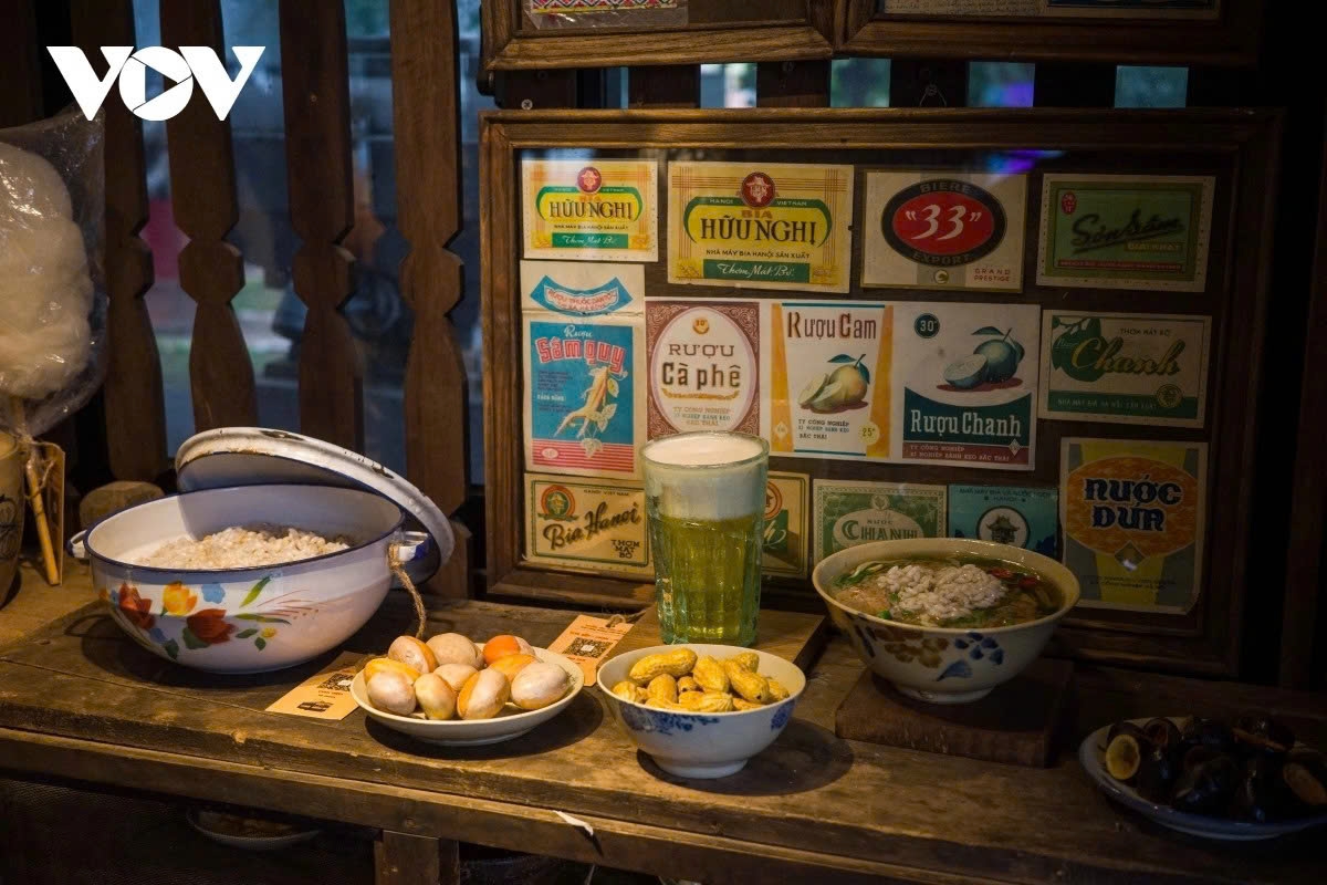 historic tram carriage offers glimpse of city life in the past picture 5