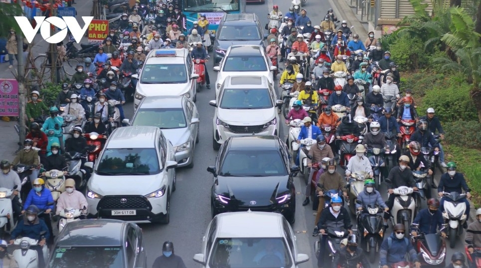 hanoi to bring 1,837 ai-powered cameras online as traffic violations persist picture 1