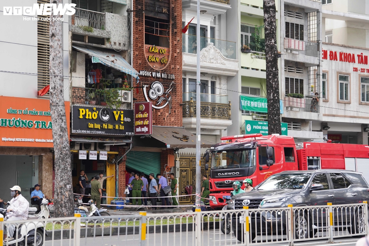 hien truong vu chay lam 4 nguoi tu vong thuong tam hinh anh 9