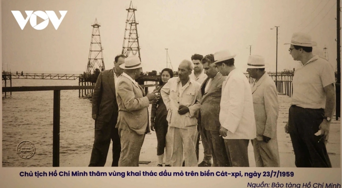 exhibition presents 260 items tracing ho chi minh s footsteps in russia picture 8