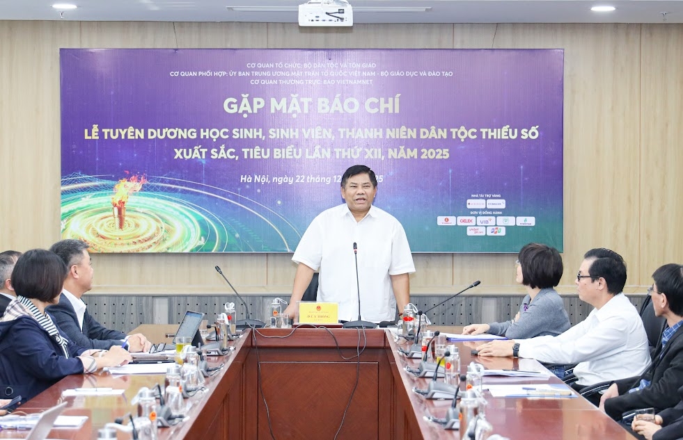 Tuyên dương 145 học sinh, sinh viên, thanh niên dân tộc thiểu số tiêu biểu