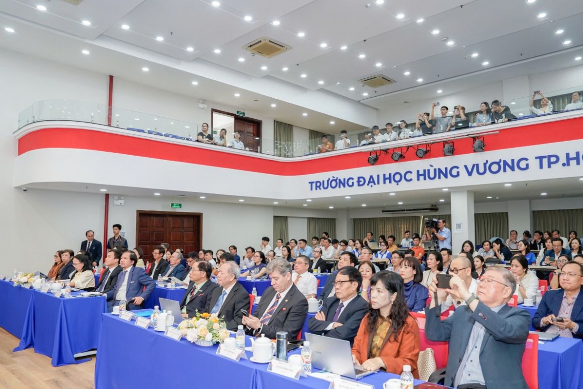 giao duc dai hoc gop phan dao tao nguon nhan luc hoi nhap tu nen tang van hoa hinh anh 1