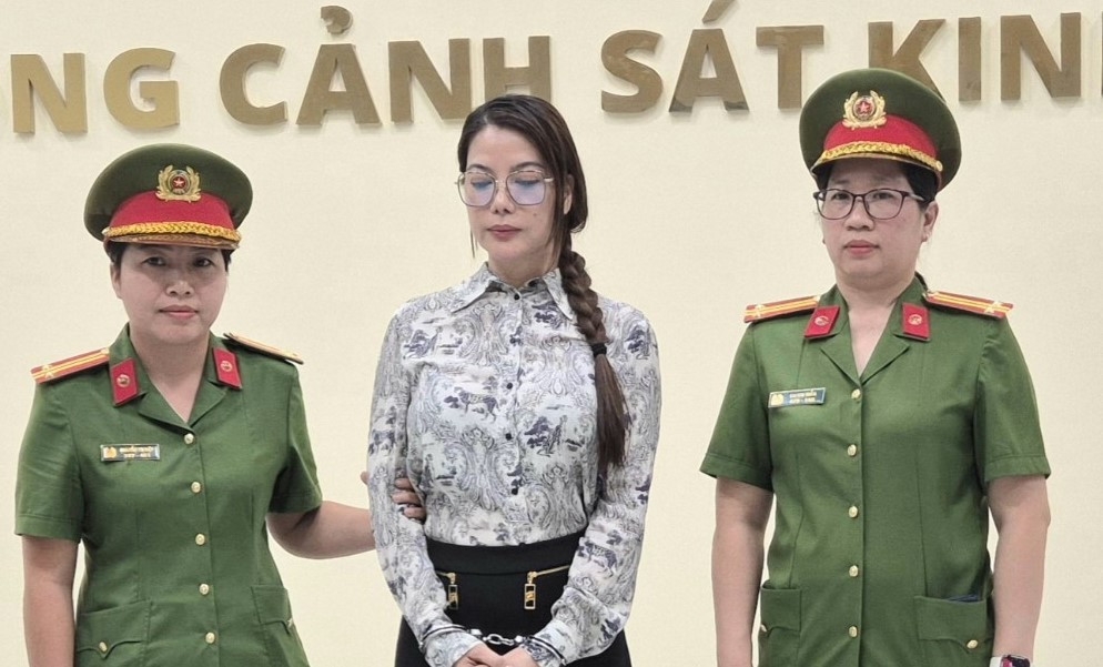nhieu nguoi noi tieng, kol vuong vong lao ly trong nam 2025 hinh anh 6