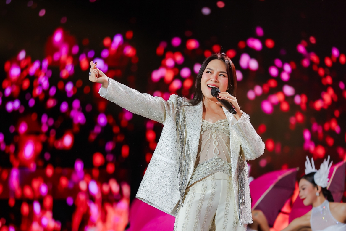 my tam khoe anh tinh tu voi mai tai phen giua concert 40.000 nguoi hinh anh 4