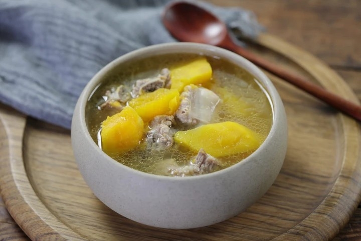 Bí quyết hầm xương để nước dùng trong không nồng mùi không phải ai cũng biết