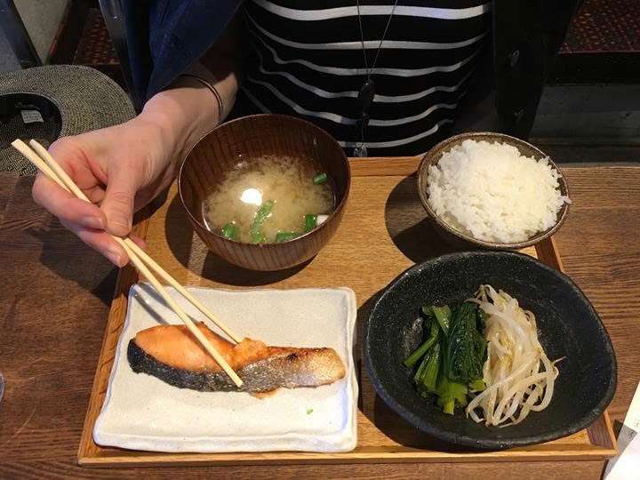 Học người Nhật bí quyết ăn uống để sống thọ hơn