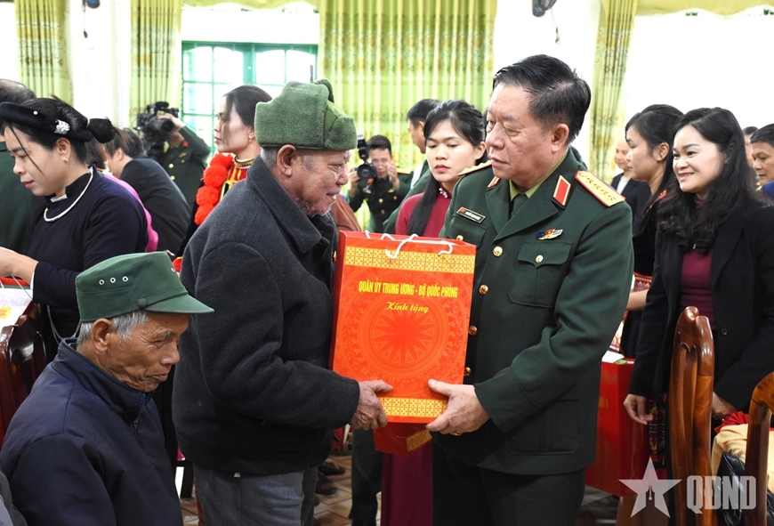 Dai tuong nguyen trong nghia chu tri cac hoat dong tri an, ve nguon tai cao bang hinh anh 4