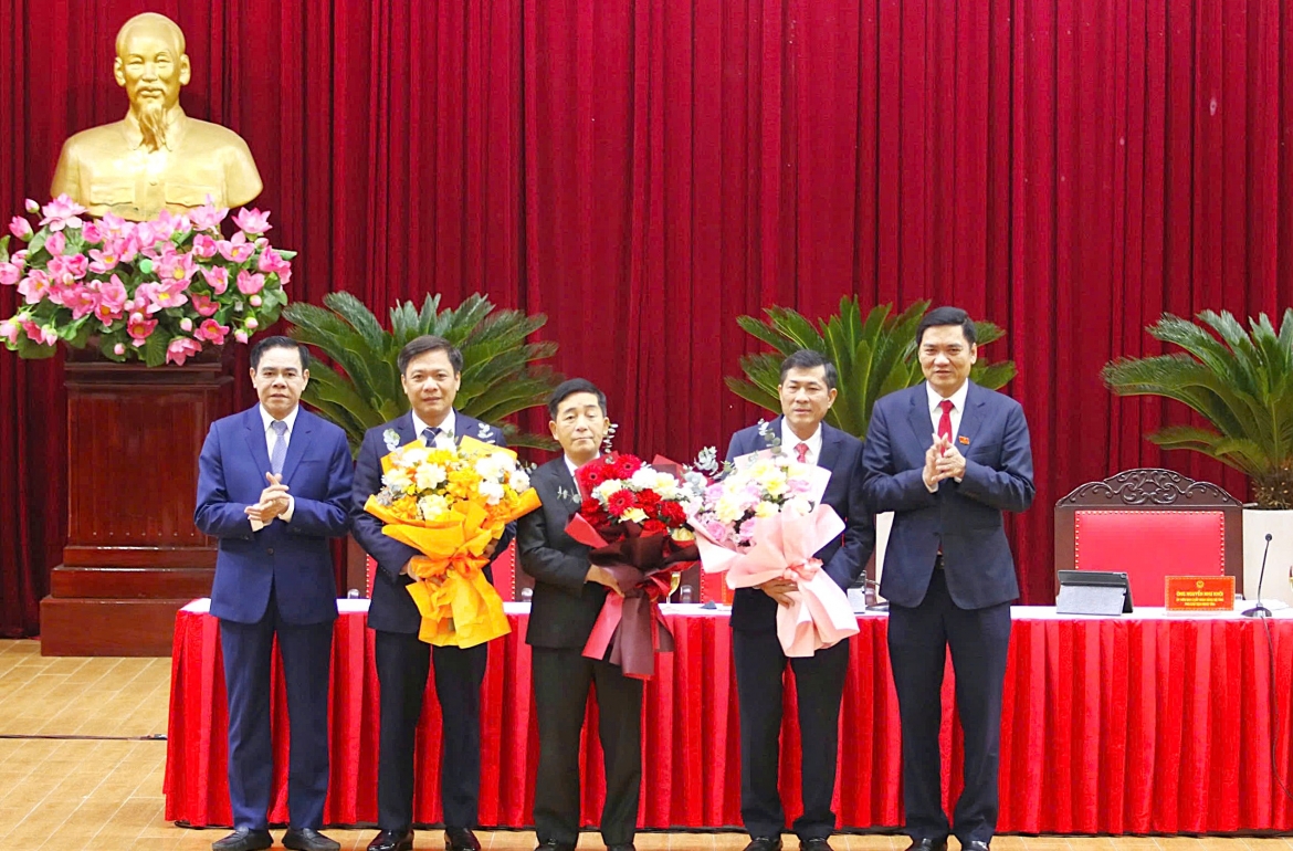 giam doc so giao duc va Dao tao nghe an giu chuc pho chu tich tinh hinh anh 2