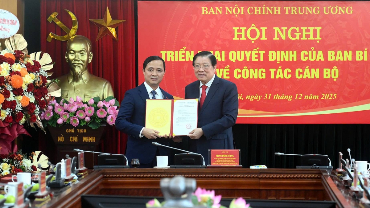 Ong nguyen xuan truong giu chuc pho truong ban noi chinh trung uong hinh anh 1