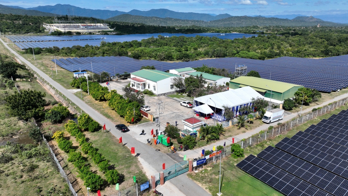 khanh hoa cu the hoa cac dot pha chien luoc, lam moi dong luc tang truong hinh anh 1