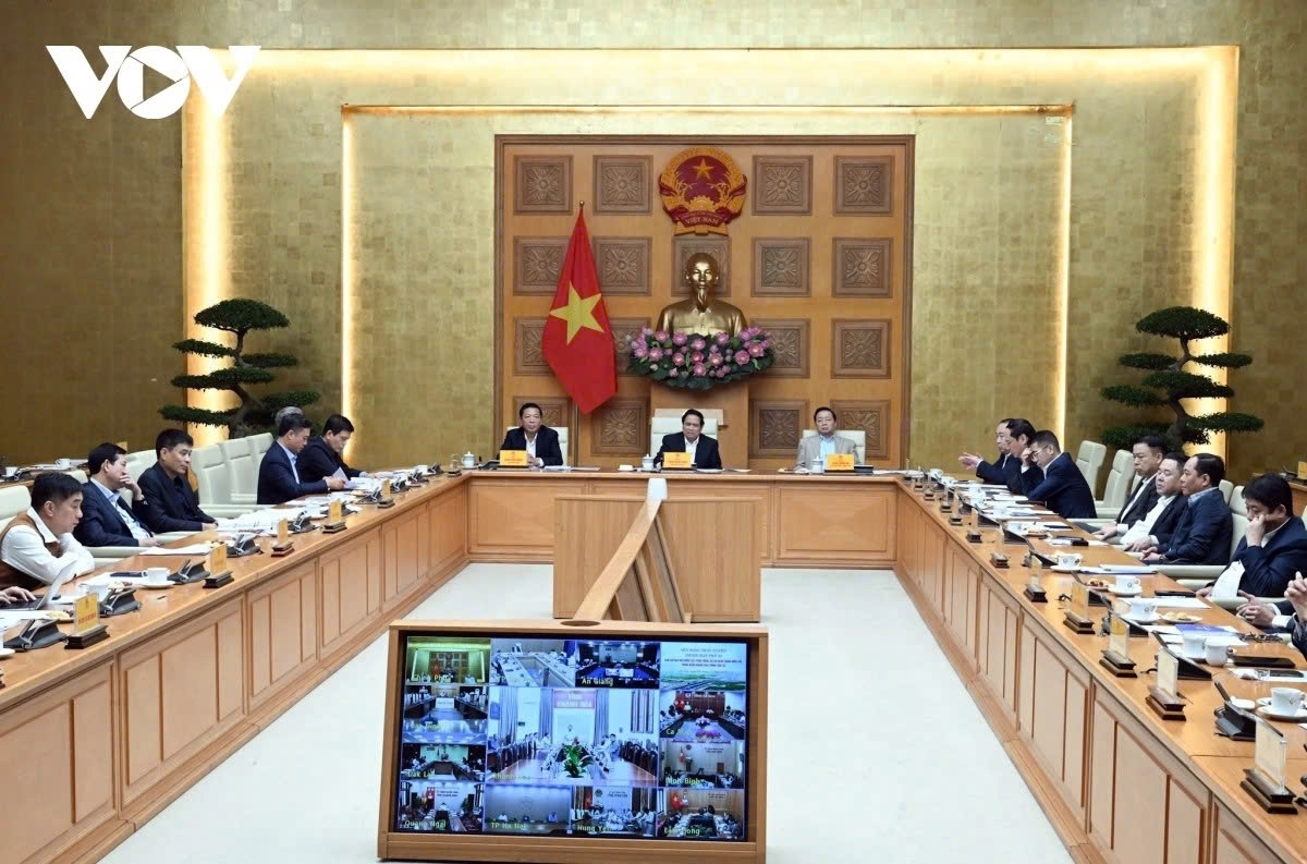 pm urges rapid completion of key infrastructure projects in 2025 picture 2