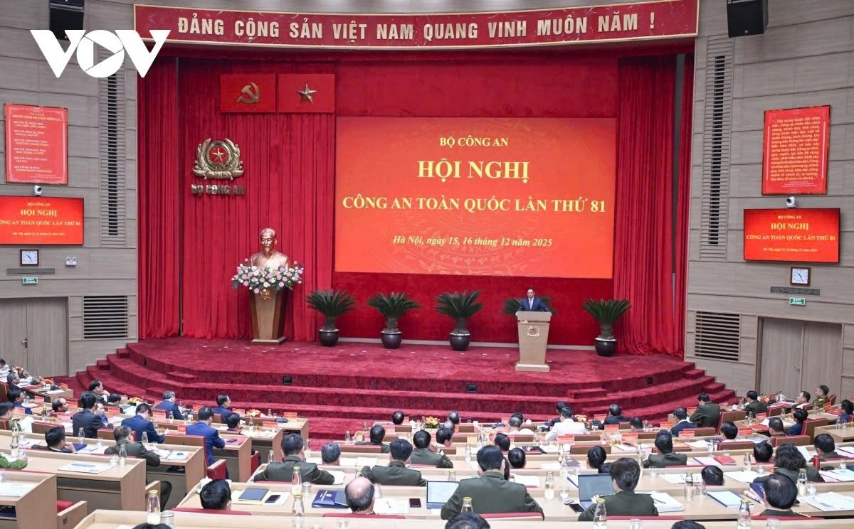 pm urges public security force to ensure security for party congress, elections picture 1