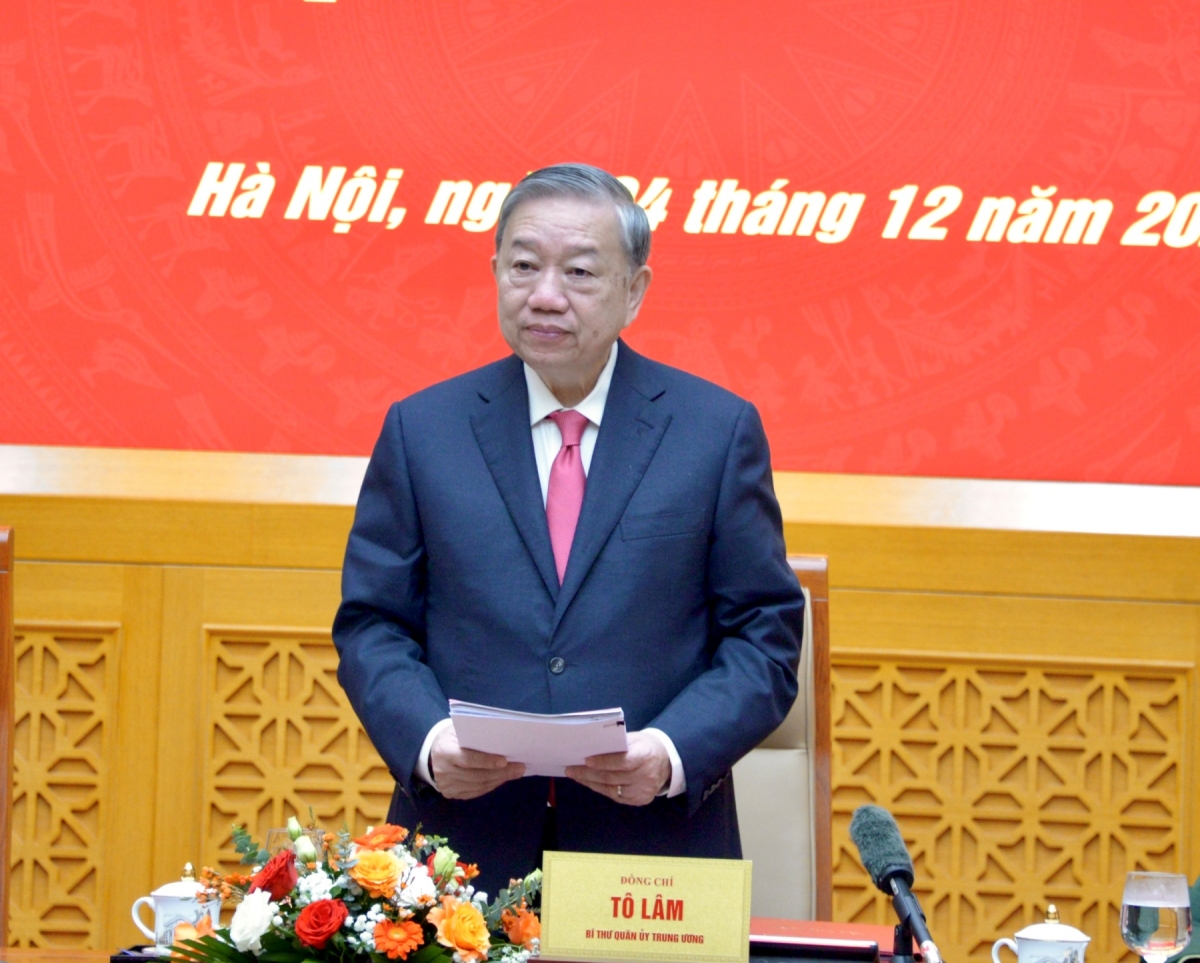 Tổng Bí thư: Toàn quân phải luôn kiên định đường lối quân sự, quốc phòng của Đảng