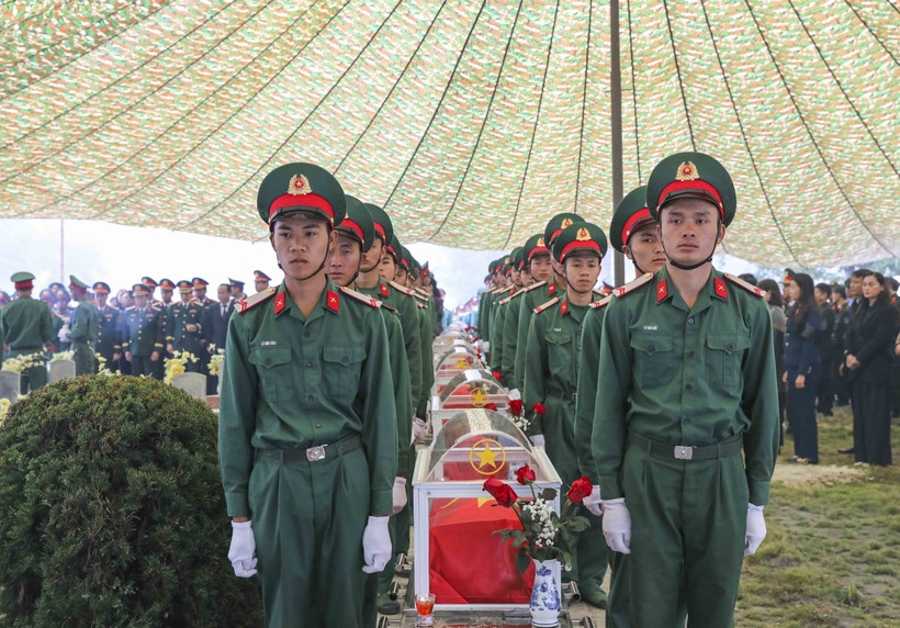 remains of vietnamese fallen soldiers, experts repatriated from laos picture 1