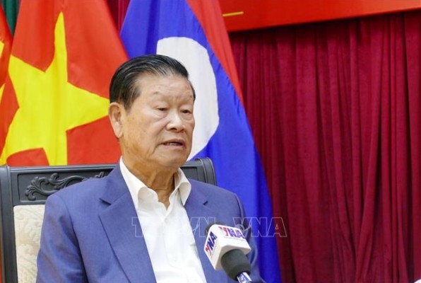 laos praises vietnam s achievements after 40 years of doi moi picture 2