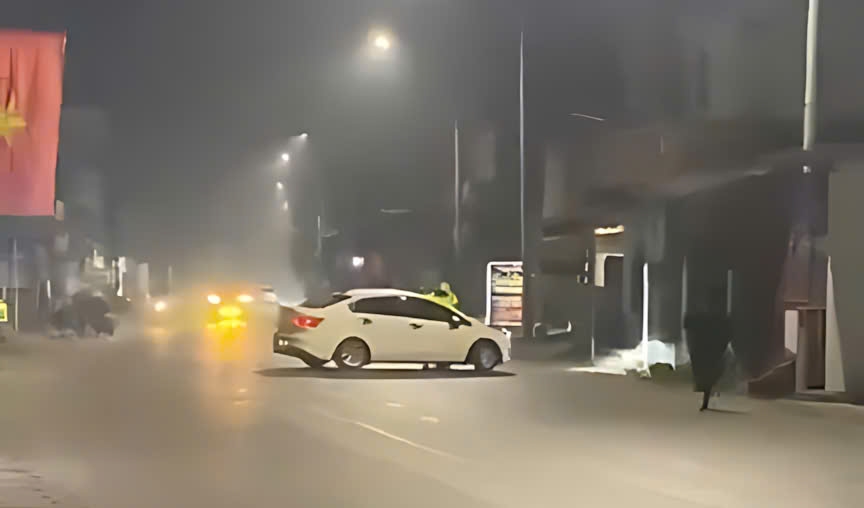 Vi phạm nồng độ cồn, tài xế ở Thái Nguyên tăng ga tông thẳng vào CSGT