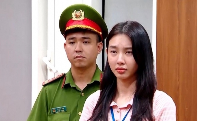 nhieu nguoi noi tieng, kol vuong vong lao ly trong nam 2025 hinh anh 3
