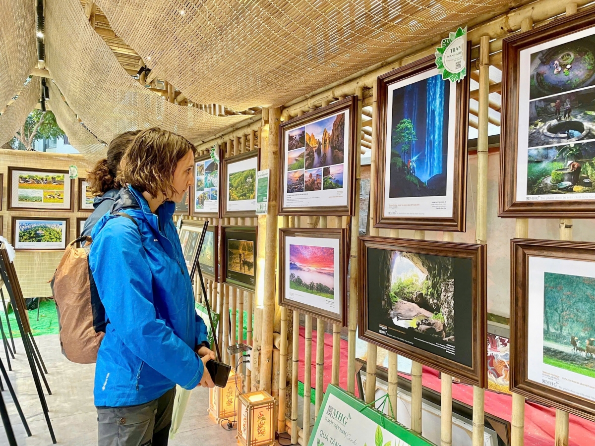 Doanh nghiệp trước “sức ép kép”: Tăng năng suất để bứt phá trong cuộc đua xanh