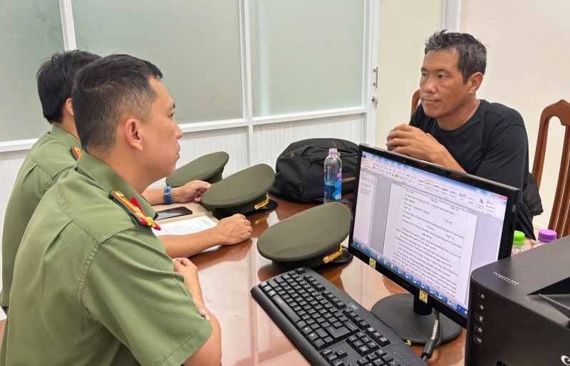 bat giu toi pham ma tuy co lenh truy na do cua interpol hinh anh 1