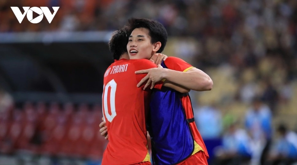 vietnam u22 erupts in joy after sea games 2025 triumph picture 2
