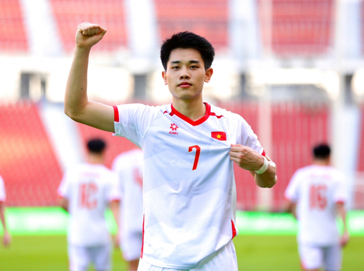 nhan dinh u22 viet nam vs u22 malaysia tam ve vao ban ket hinh anh 1