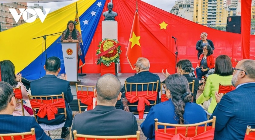 venezuela, vietnam mark 36 years of diplomatic ties picture 4