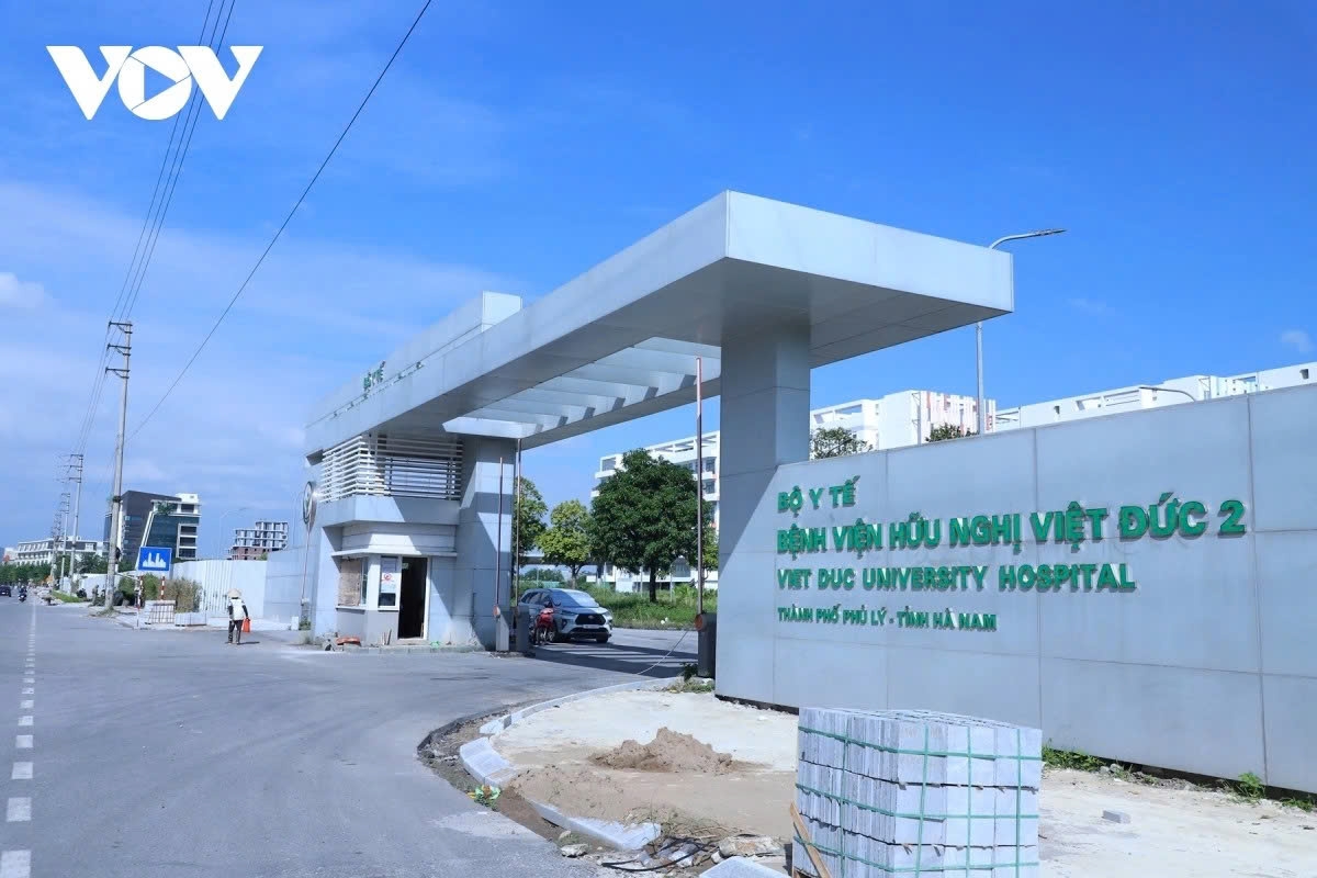 vu an lien quan ba nguyen thi kim tien ba lan dua hang trieu usd de nho giup do hinh anh 2