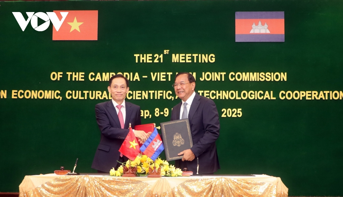 Vietnam and Cambodia pledge deeper economic ties, security cooperation