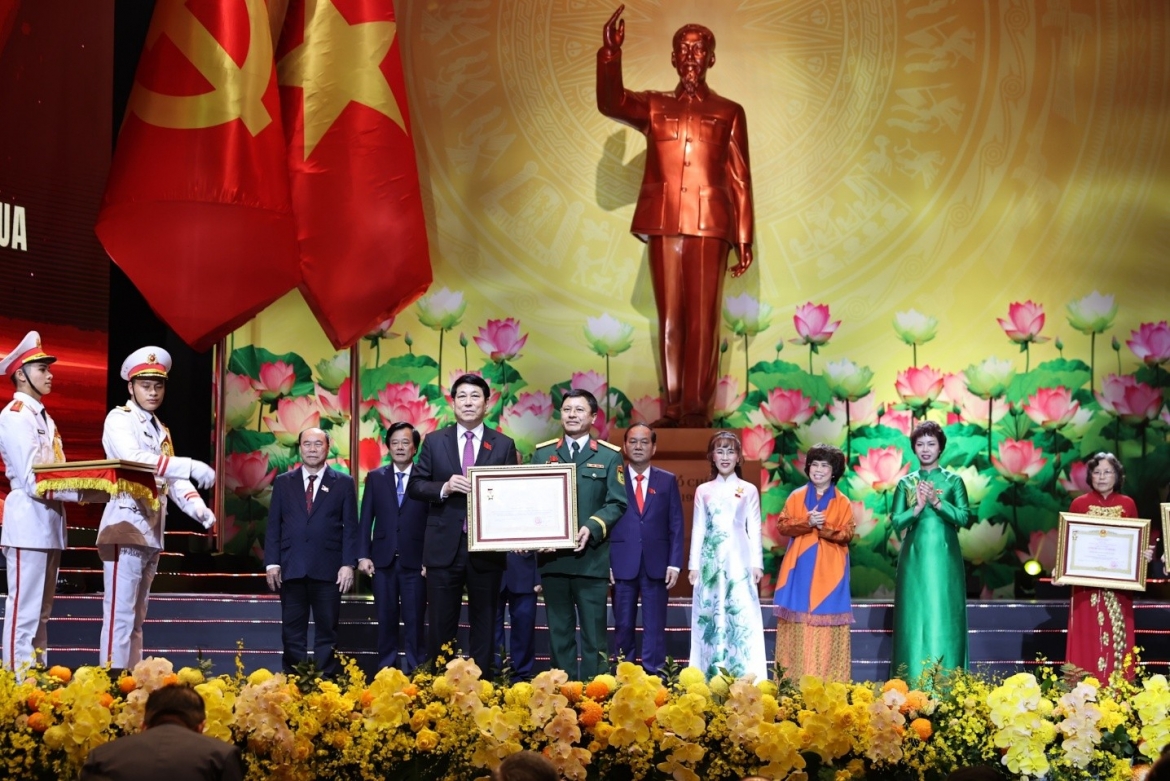 giai ma cu dup danh hieu anh hung lao dong cua viettel trong dau tu ra nuoc ngoai hinh anh 2