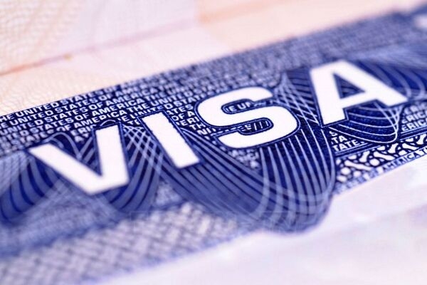 Nam thanh niên mất gần 600 triệu vì tin dịch vụ 'bao đậu visa' trên mạng
