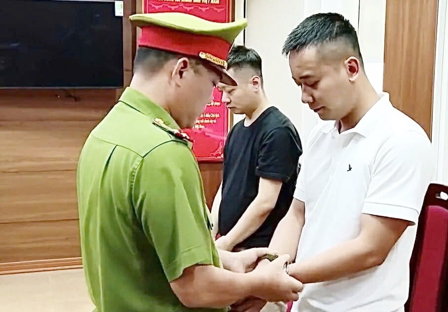 nhieu nguoi noi tieng, kol vuong vong lao ly trong nam 2025 hinh anh 4