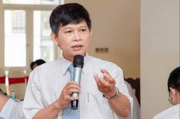 trung tam tai chinh quoc te can san pham the manh va rieng biet de canh tranh hinh anh 3