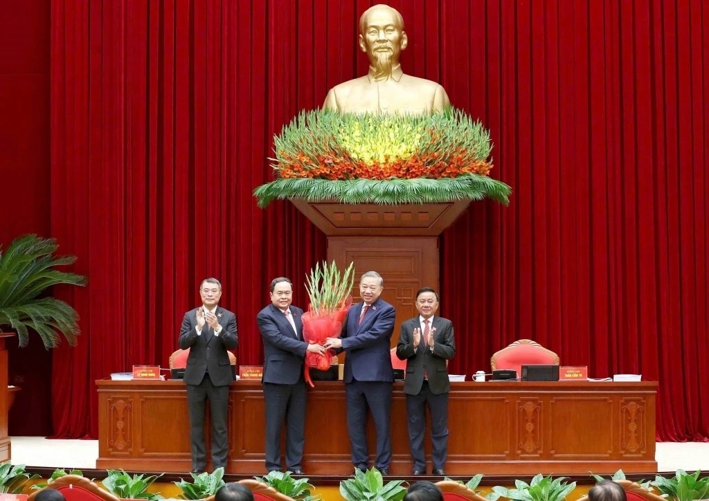 lanh dao cac nuoc, cac to chuc quoc te gui dien, thu chuc mung tong bi thu to lam hinh anh 1