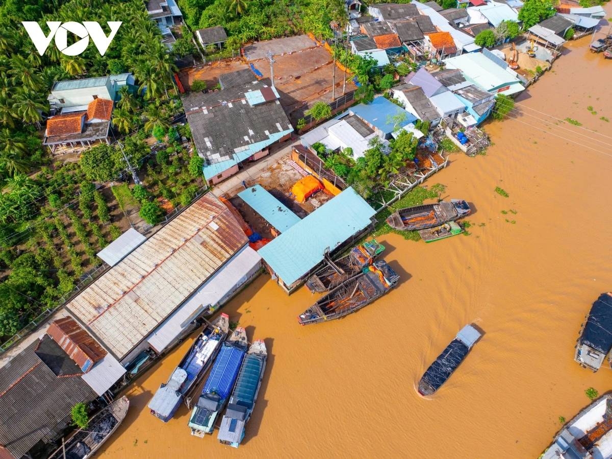 coconut fiber craft thrives along the banks of the thom river picture 1