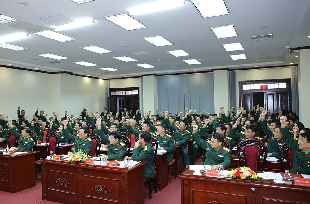 gioi thieu Dai tuong phan van giang ung cu dai bieu quoc hoi khoa xvi hinh anh 1