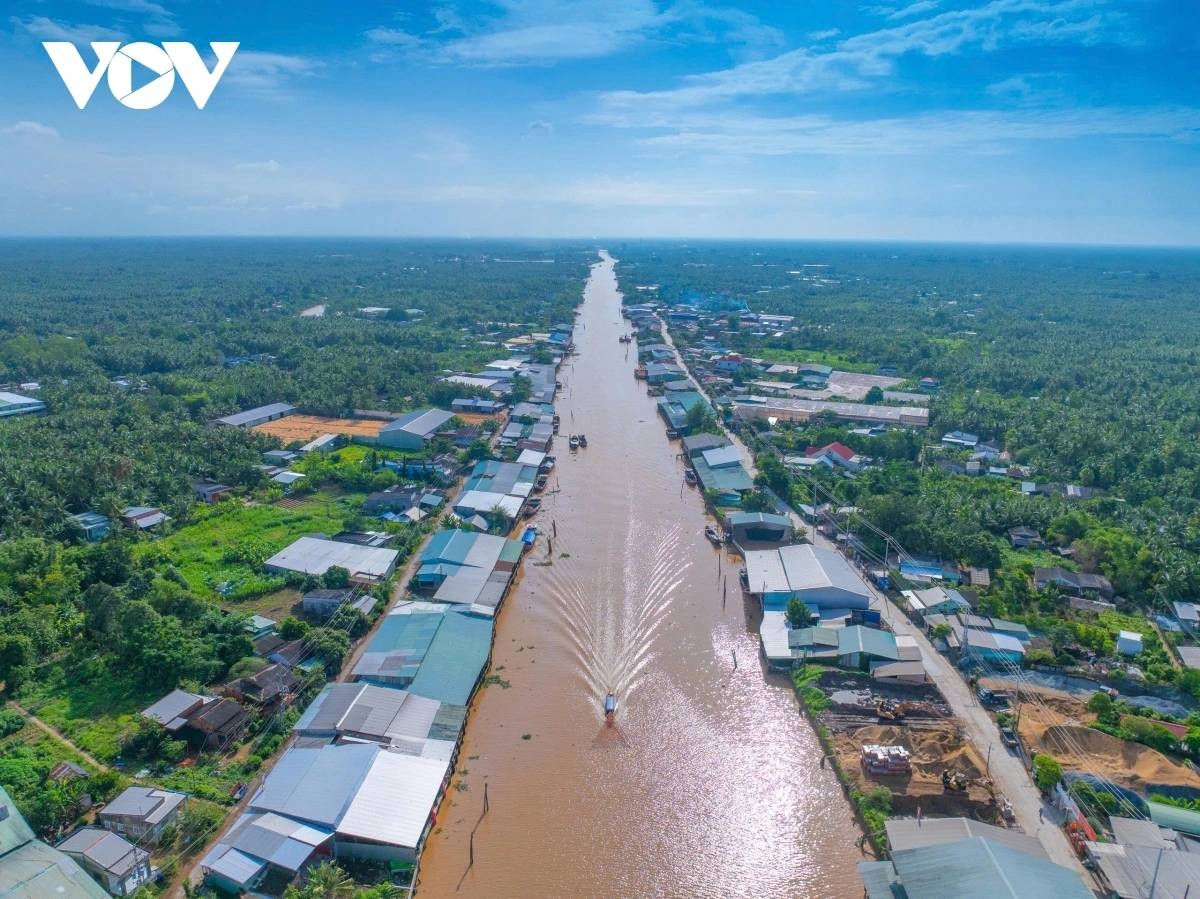 coconut fiber craft thrives along the banks of the thom river picture 11