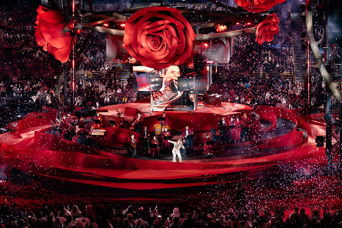 ha anh tuan danh 1 ty dong ho tro benh nhan ung thu ve que don tet hinh anh 2