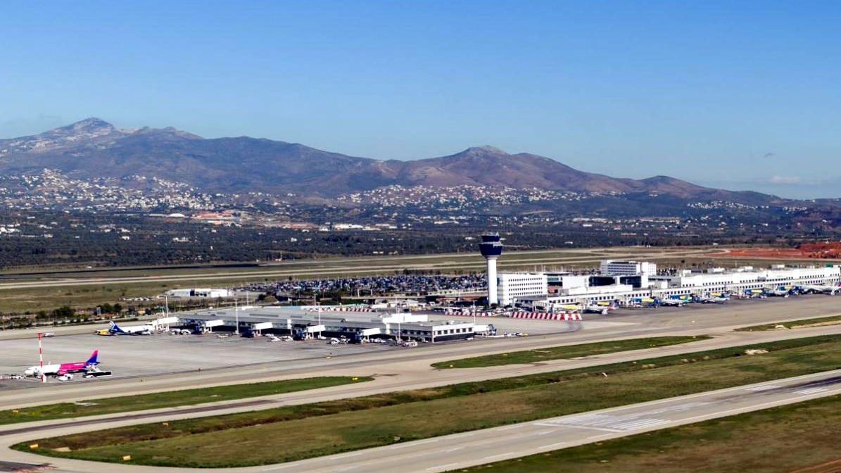 Hy Lạp tạm dừng toàn bộ các chuyến bay do sự cố hệ thống kiểm soát không lưu